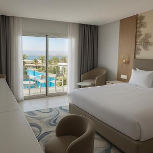 Deluxe Double or Twin Room Pool View